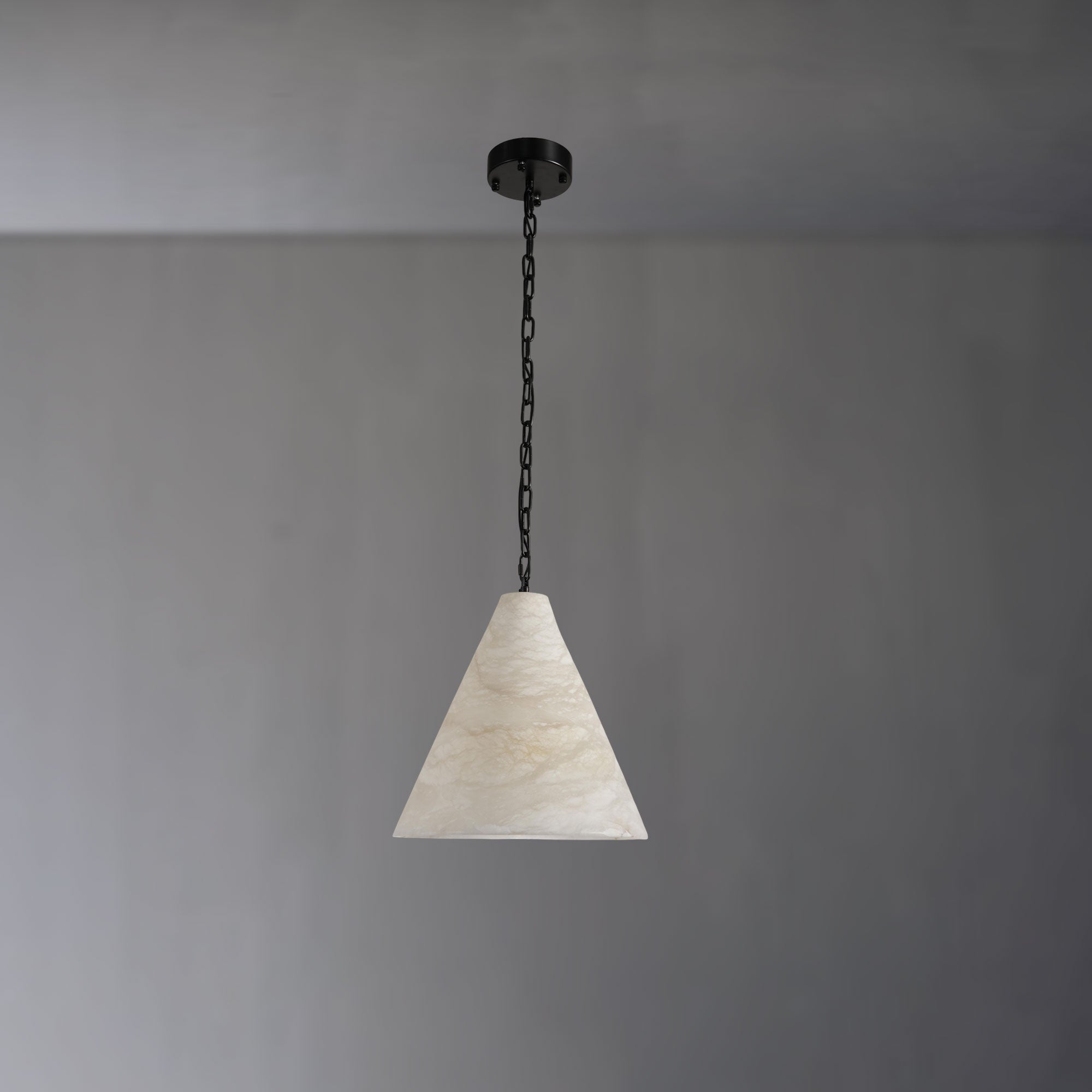 Derate Alabaster Pendant