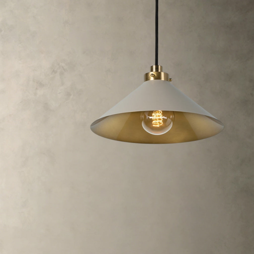 Clivedon Pendant