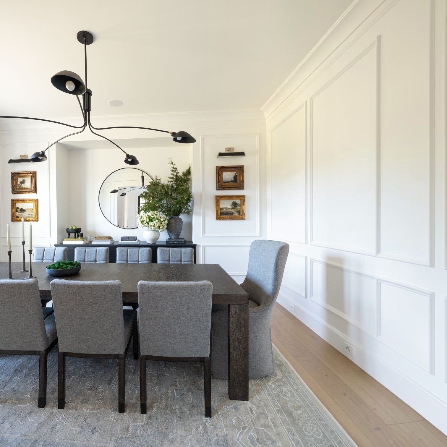 Leo Chandelier