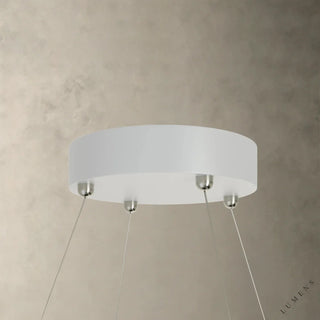 LUMENS LAMP Darla 吊灯的圆形白色石膏天花板吸顶盘，配有金属悬挂线。