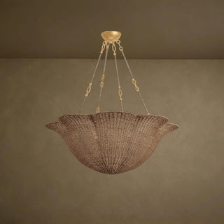 LUMENS LAMP Ardonia 38英寸吊灯，采用天然马尼拉麻纤维编织的花瓣状灯罩，配有复古金叶框架和悬挂杆。