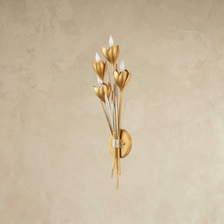 LUMENS LAMP Hortensia 壁灯，采用锻铁材质，饰有金色和银色叶片，呈现出番红花造型的四灯设计。