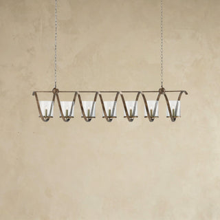 LUMENS LAMP Maximus Grande 吊灯，采用黄铁矿青铜色锻铁螺旋框架和七个透明玻璃灯罩，设计优雅。