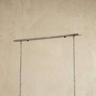 LUMENS LAMP Maximus Grande 吊灯，采用 Pyrite 青铜饰面锻铁材质，配有长方形顶棚和悬挂链条。