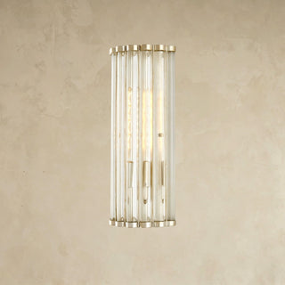LUMENS LAMP Warwick 高款壁灯，采用光学水晶管和现代银箔锻铁饰面，呈现优雅的圆柱形设计。