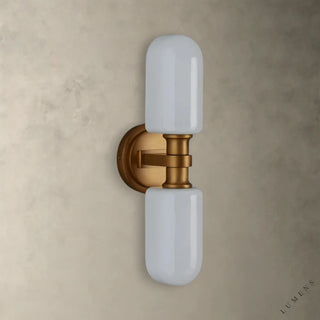 LUMENS LAMP Zayd 双头壁灯，采用黄铜底座和乳白色玻璃灯罩，设计简约现代
